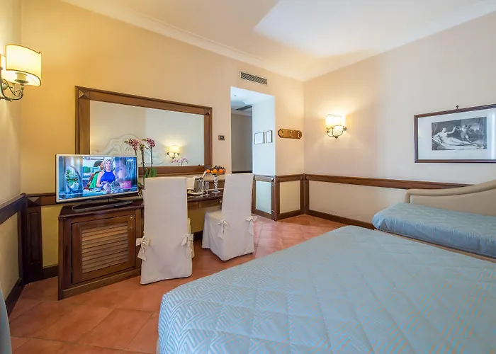 Michelangelo Hotel 4*