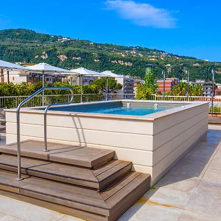 米开朗基罗酒店 4*