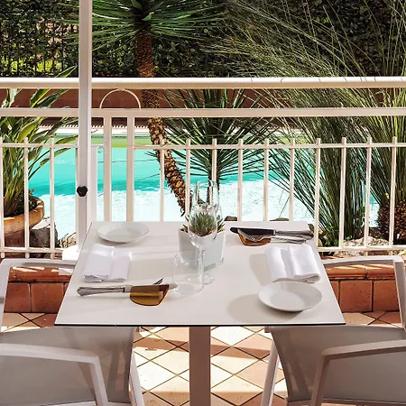 米开朗基罗酒店 4*