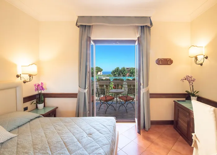 Michelangelo 호텔 4*