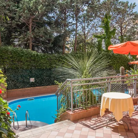 Hotell Michelangelo Sorrento